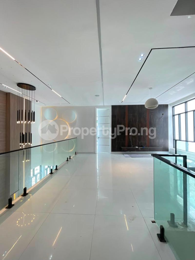 5 bedroom House for sale Chevron Lekki Lagos