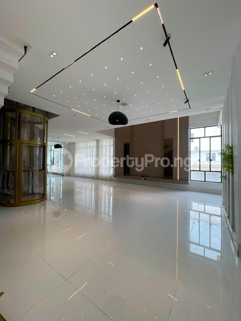 5 bedroom House for sale Chevron Lekki Lagos