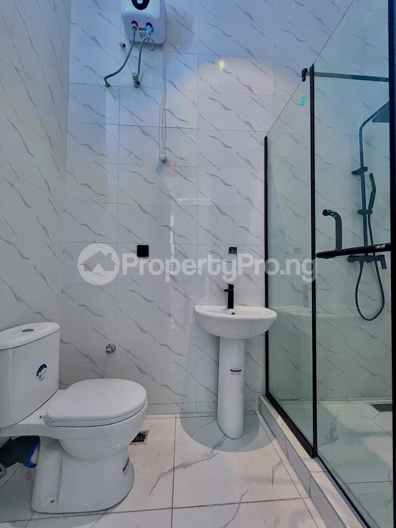5 bedroom House for sale Lekki Lagos