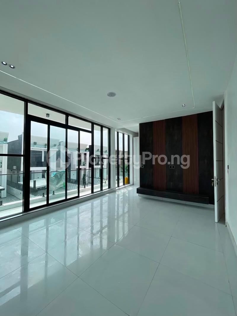 5 bedroom House for sale Chevron Lekki Lagos