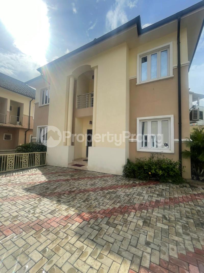 5 bedroom House for sale Olive Court, Agodi Gra, Agodi Ibadan Oyo