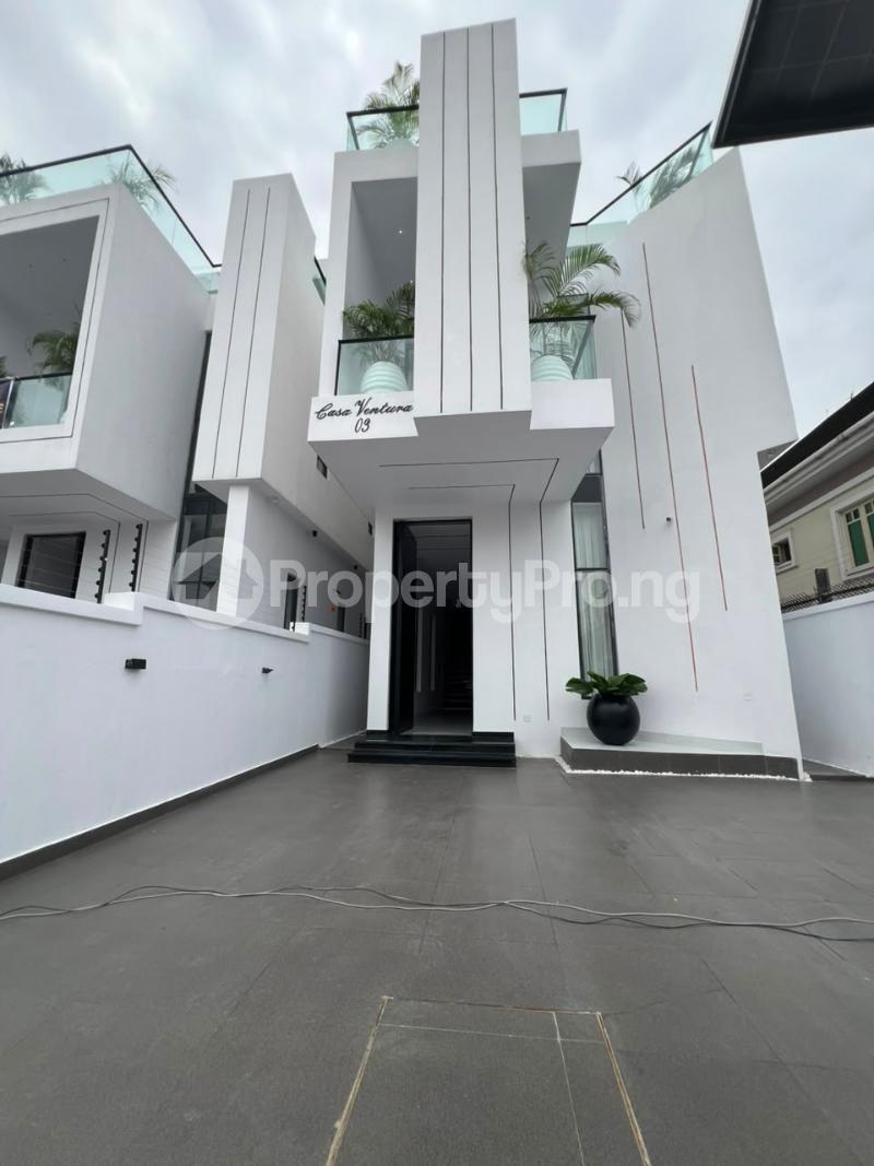 5 bedroom House for sale Ikota Lekki Lagos