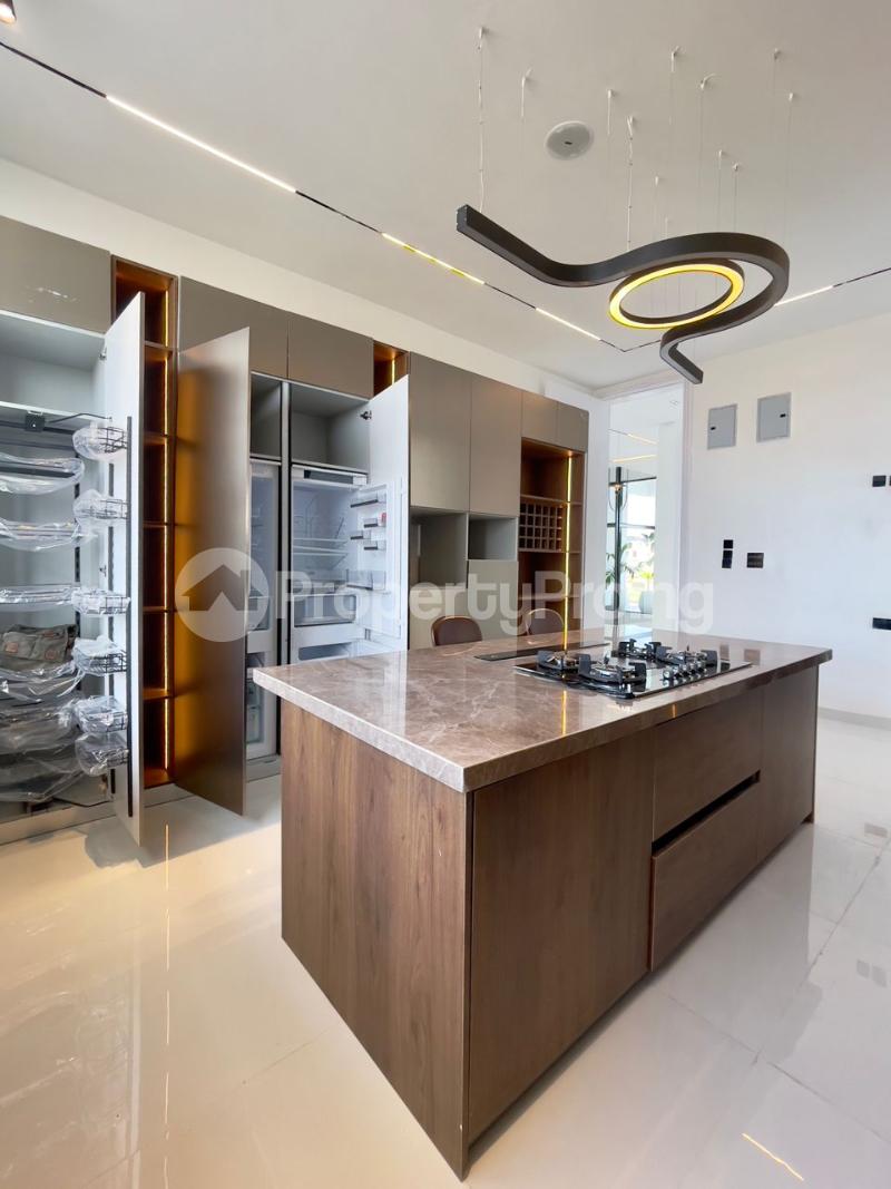 5 bedroom House for sale Osapa london Lekki Lagos