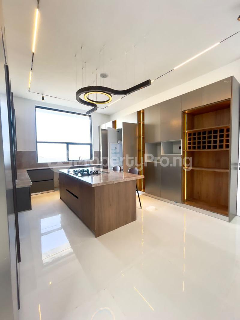 5 bedroom House for sale Osapa london Lekki Lagos