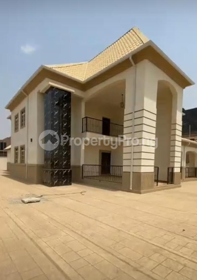 5 bedroom Commercial Property for rent Wuse 2 Abuja