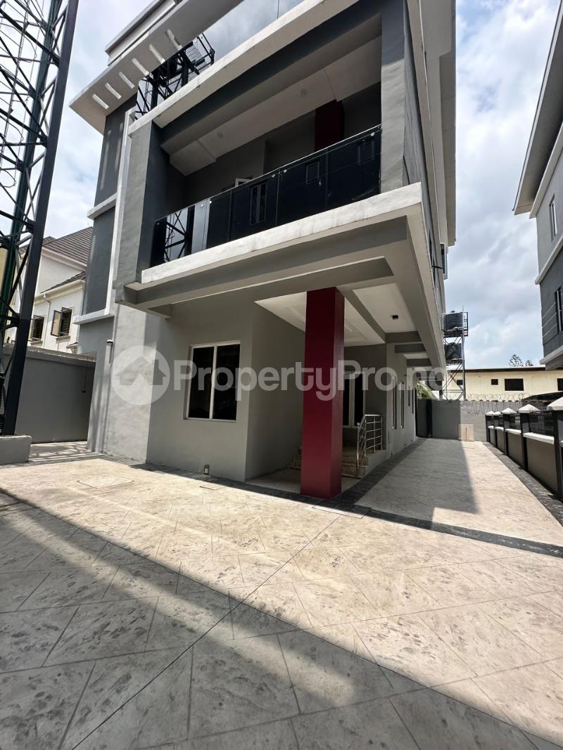5 bedroom House for sale Magodo GRA Phase 1 Ojodu Lagos
