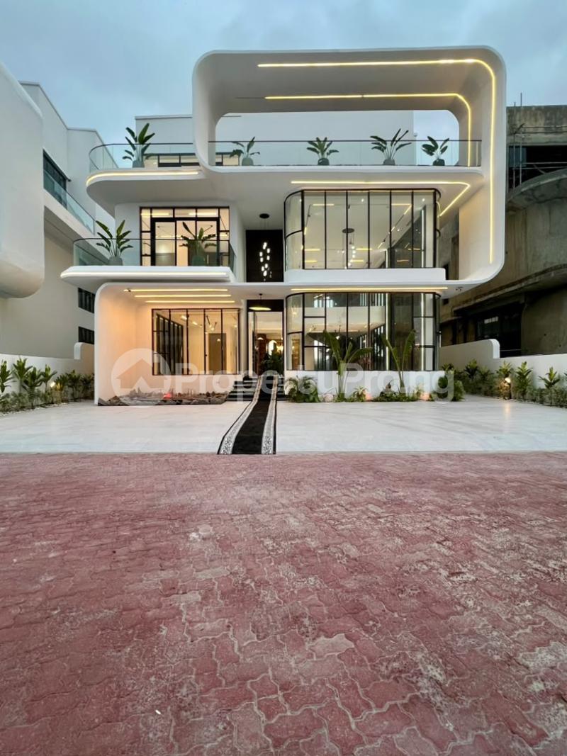 5 bedroom House for sale Osapa london Lekki Lagos