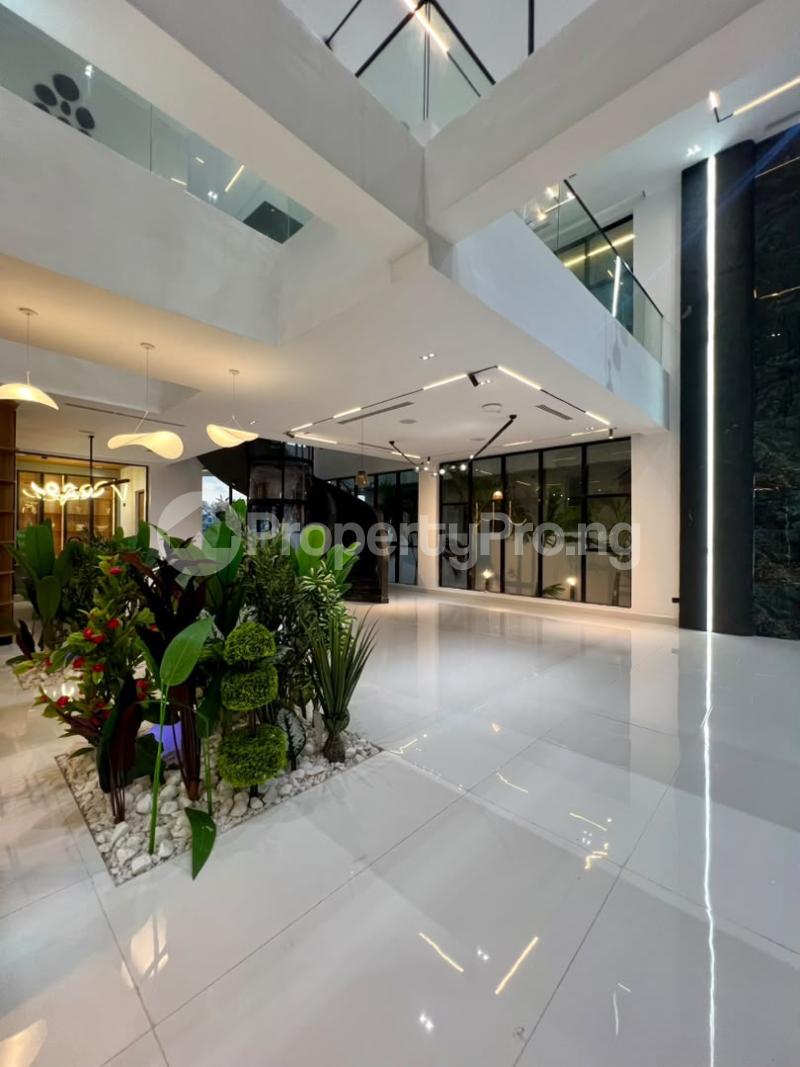 5 bedroom House for sale Osapa london Lekki Lagos