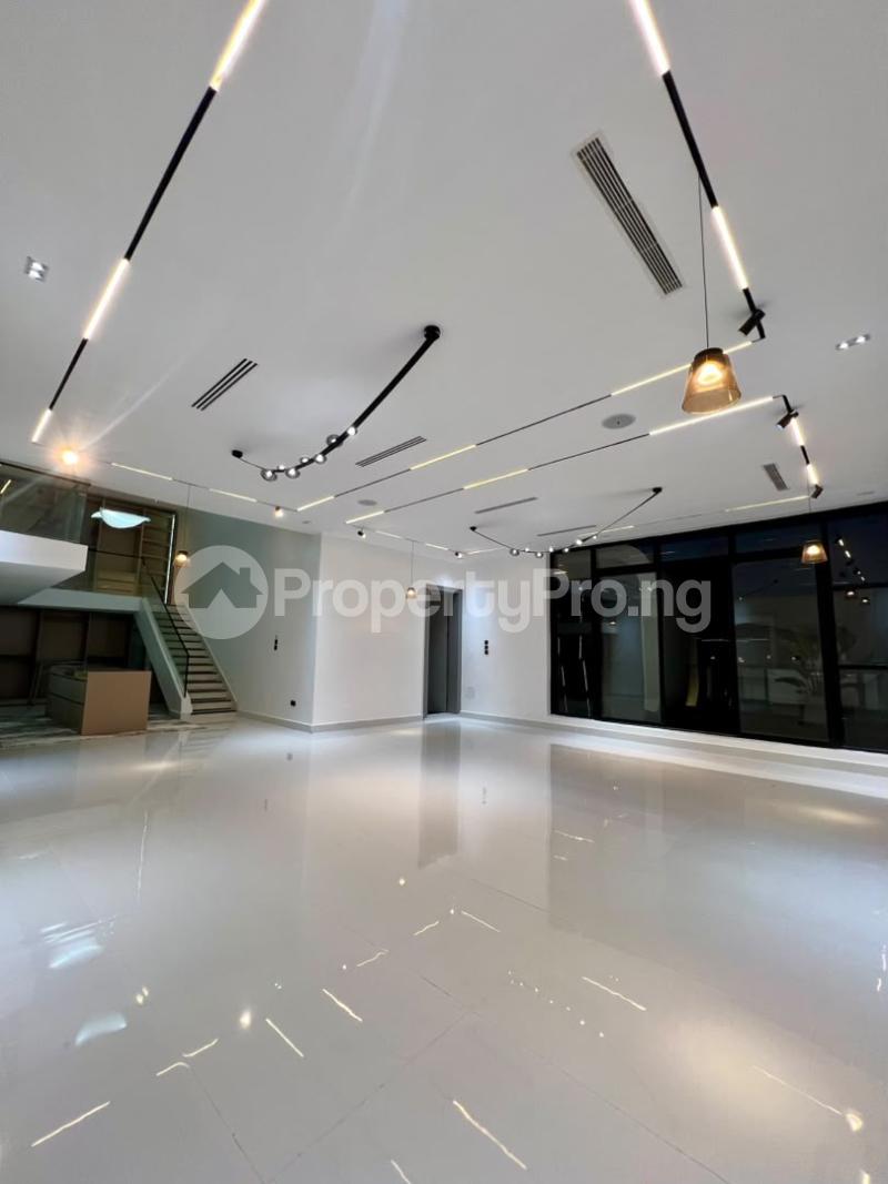5 bedroom House for sale Osapa london Lekki Lagos