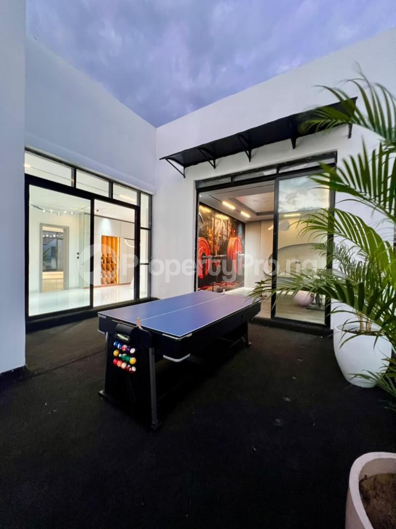 5 bedroom House for sale Osapa london Lekki Lagos