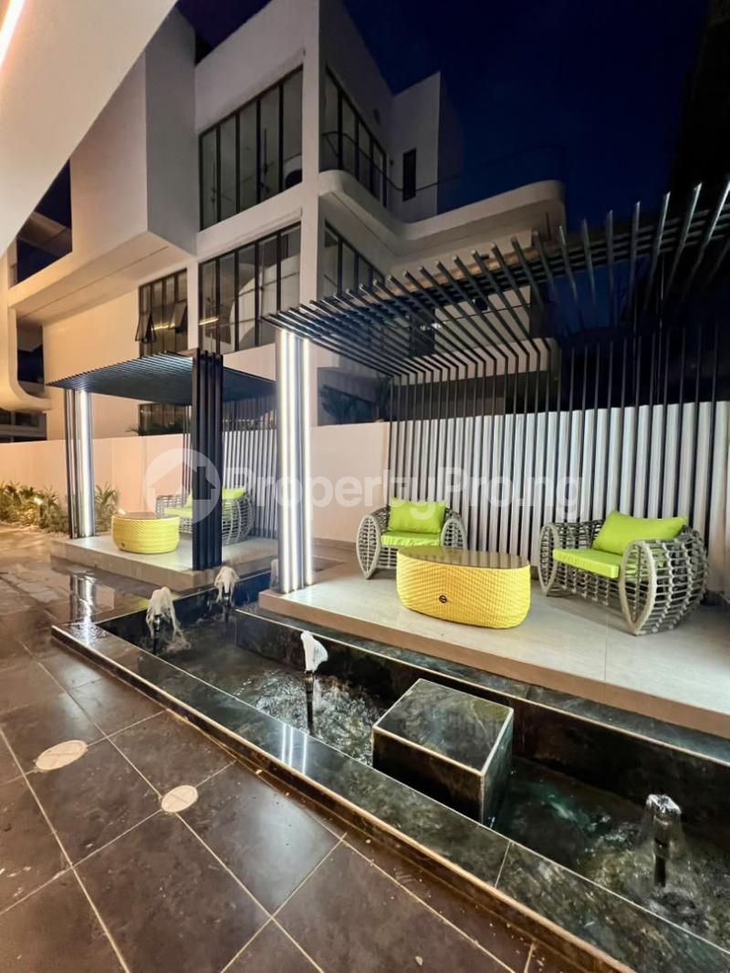 5 bedroom House for sale Osapa london Lekki Lagos