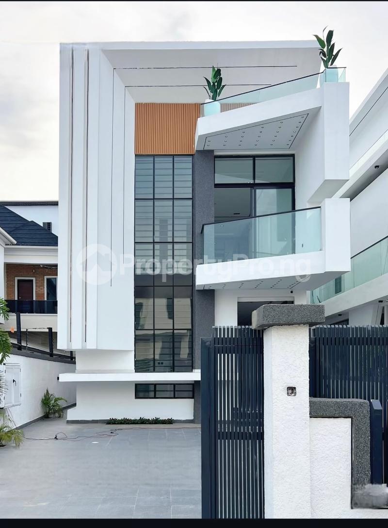 5 bedroom House for sale Chevron Lekki Lagos