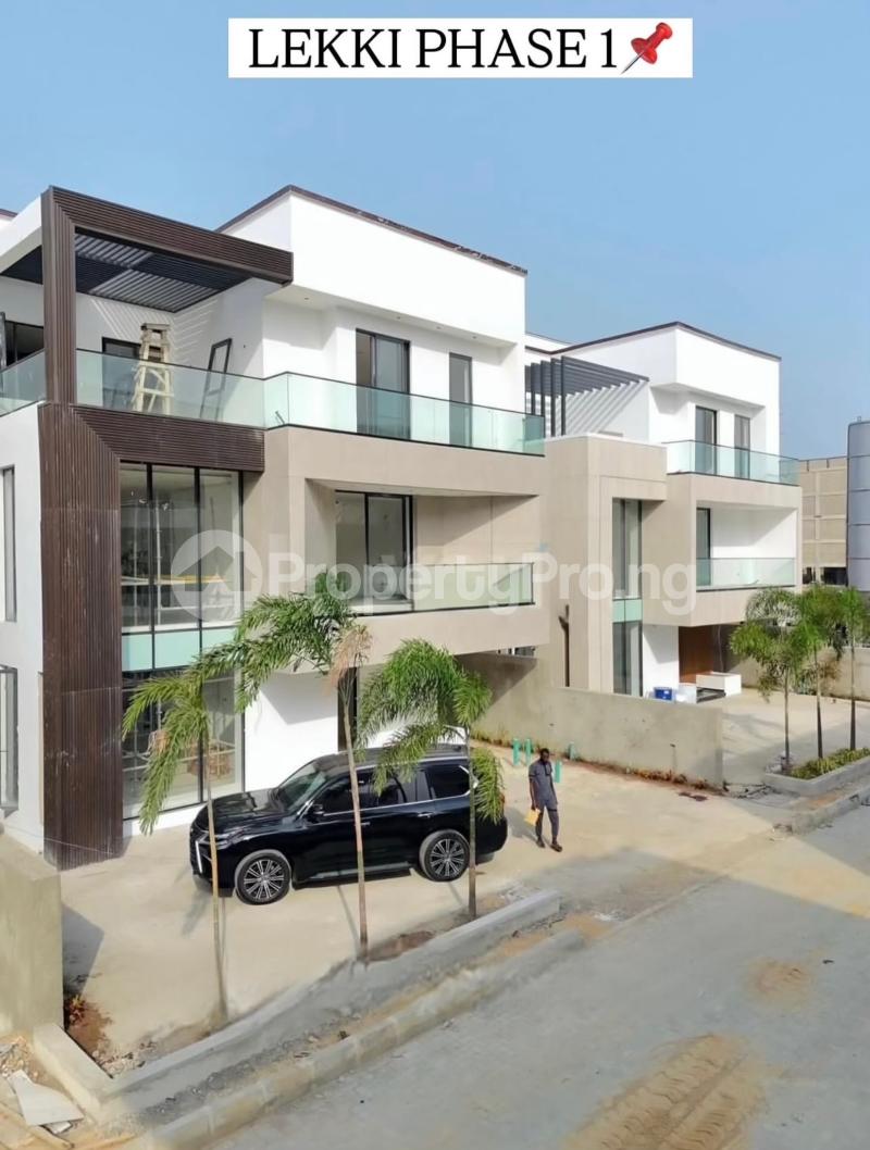 5 bedroom House for sale  Lekki Phase 1 Lekki Lagos