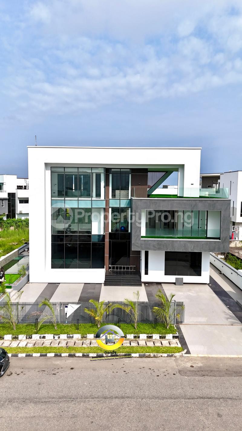 6 bedroom House for sale Osapa london Lekki Lagos