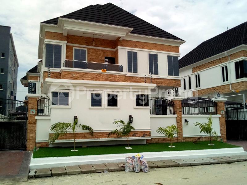 5 bedroom House for sale In An Estate Off Orchid Road Lekki Phase 2 Lekki Lagos