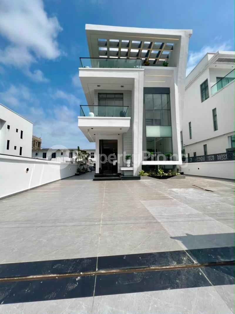 5 bedroom House for sale Osapa london Lekki Lagos