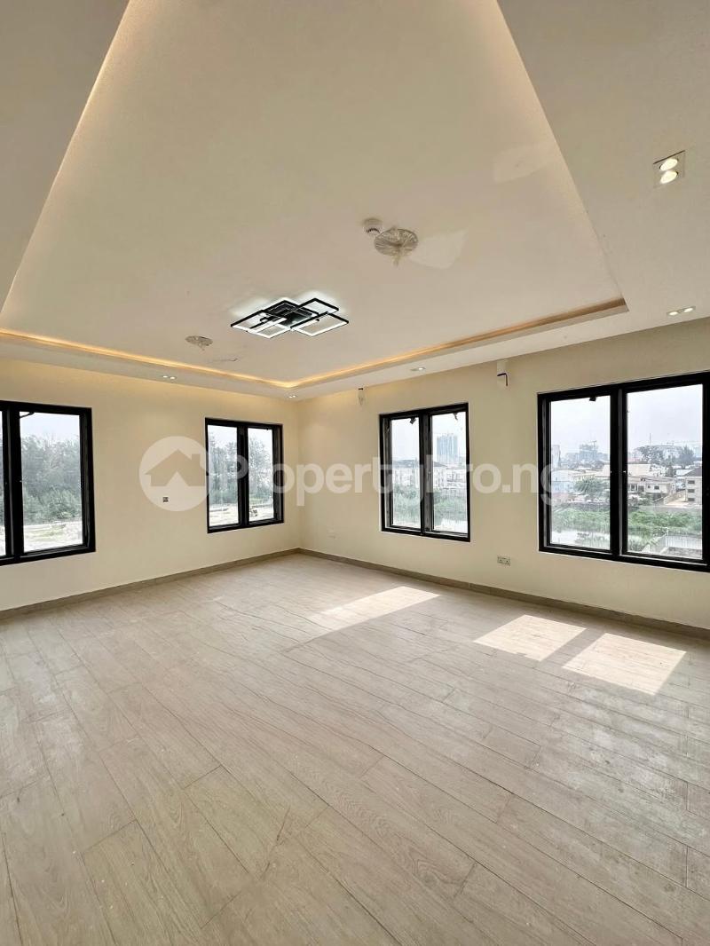 5 bedroom House for sale Banana Island Ikoyi Lagos