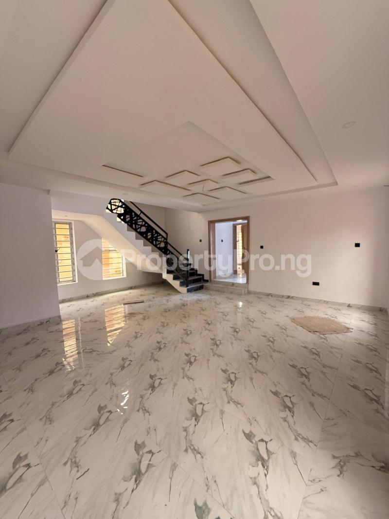 5 bedroom House for sale Akala Express Ibadan Oyo