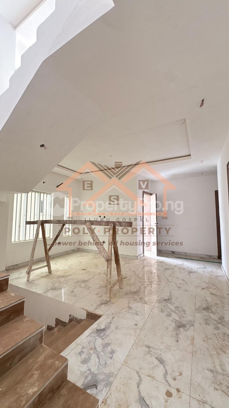 5 bedroom House for sale Carlton Gate Estate , Akobo Ibadan Oyo