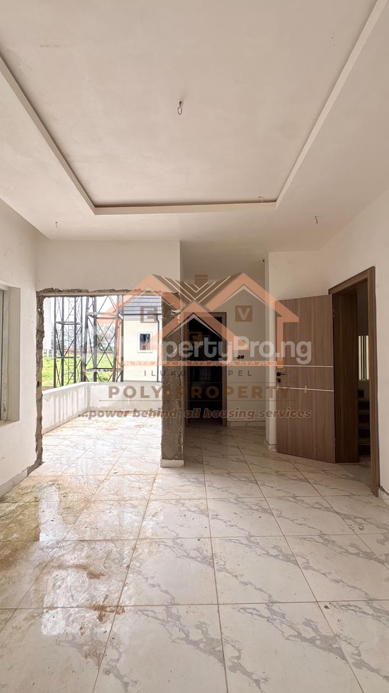 5 bedroom House for sale Carlton Gate Estate , Akobo Ibadan Oyo