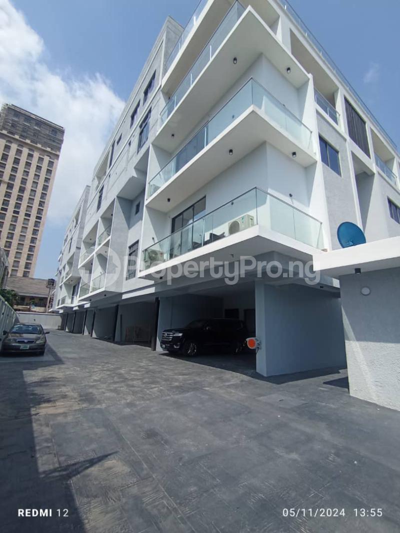 5 bedroom Flat / Apartment for sale Mekuwen Bourdillon Ikoyi Lagos