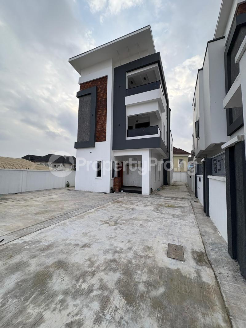 5 bedroom House for sale Kolapo Ishola Gra Akobo Ibadan Oyo