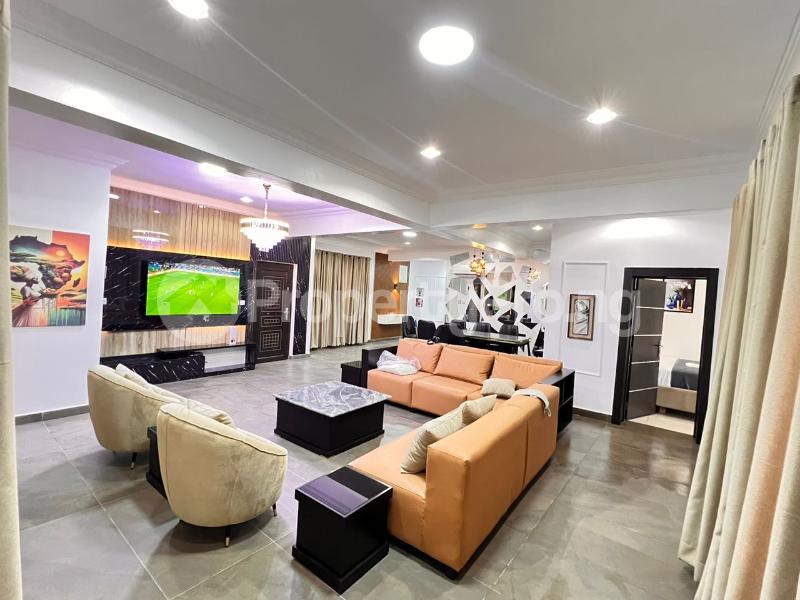 5 bedroom Flat / Apartment for shortlet ONIRU Victoria Island Lagos