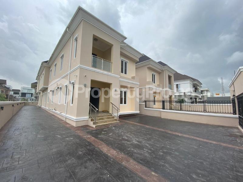 5 bedroom House for sale Lekki Lagos