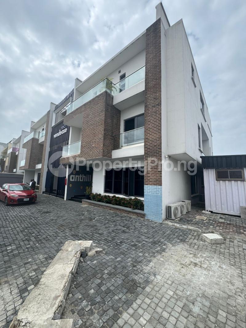 5 bedroom House for sale Lekki Right Along Lekki Expressway Lekki Lagos