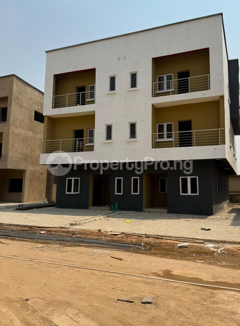5 bedroom House for sale Katampe Abuja