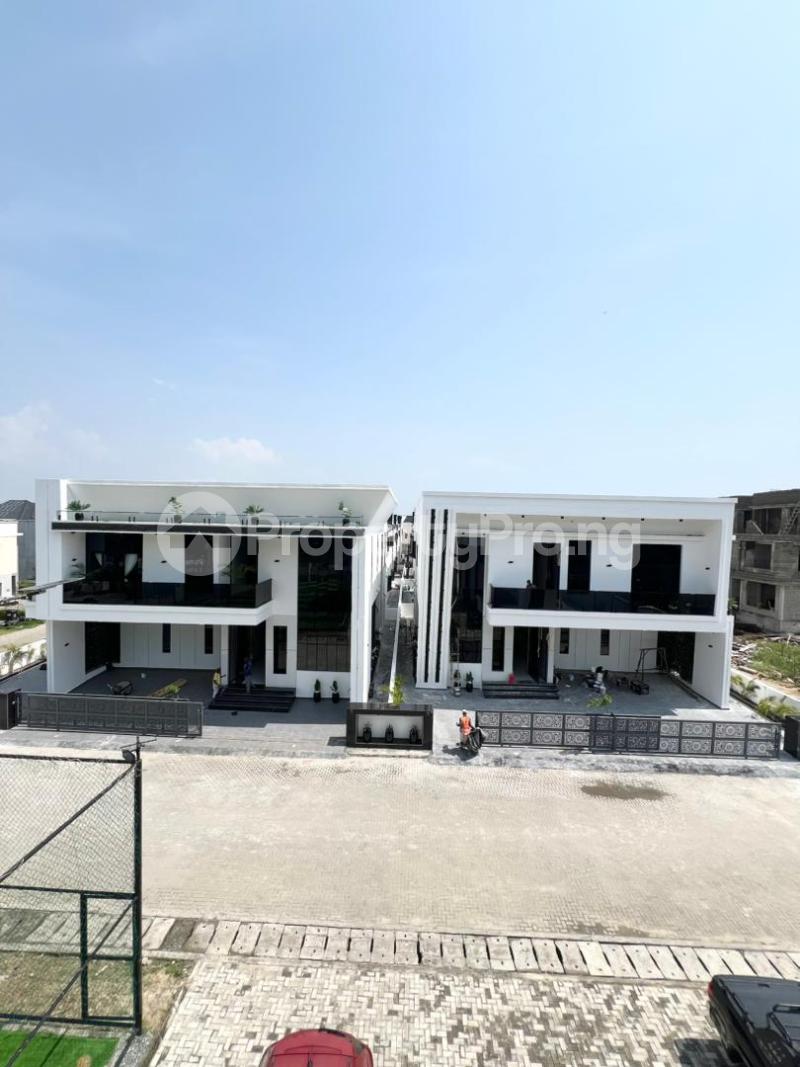 5 bedroom House for sale Chevron Lekki Lagos