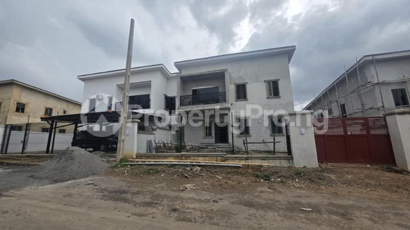 5 bedroom House for sale Admiralty Estate Opposite Tinubu Barracks Asokoro Abuja