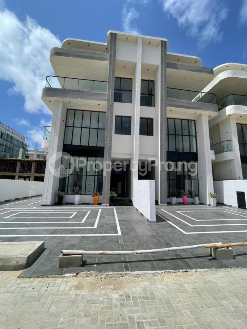 5 bedroom House for sale Off Lekki-Epe Expressway Ajah Lagos