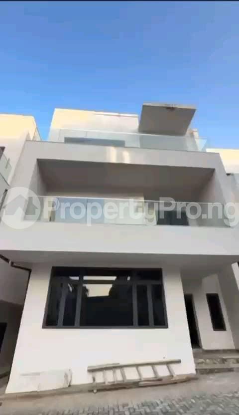 5 bedroom House for rent Guzape Abuja