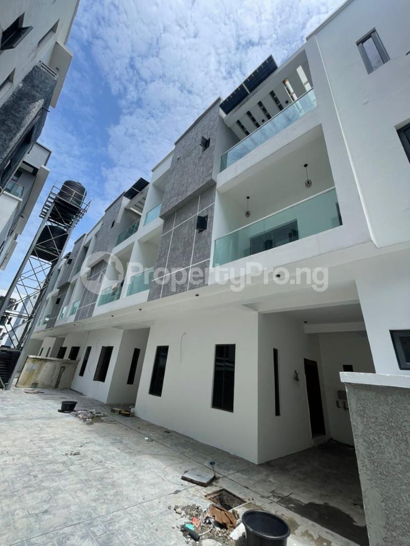 5 bedroom House for sale Ologolo Lekki Lagos