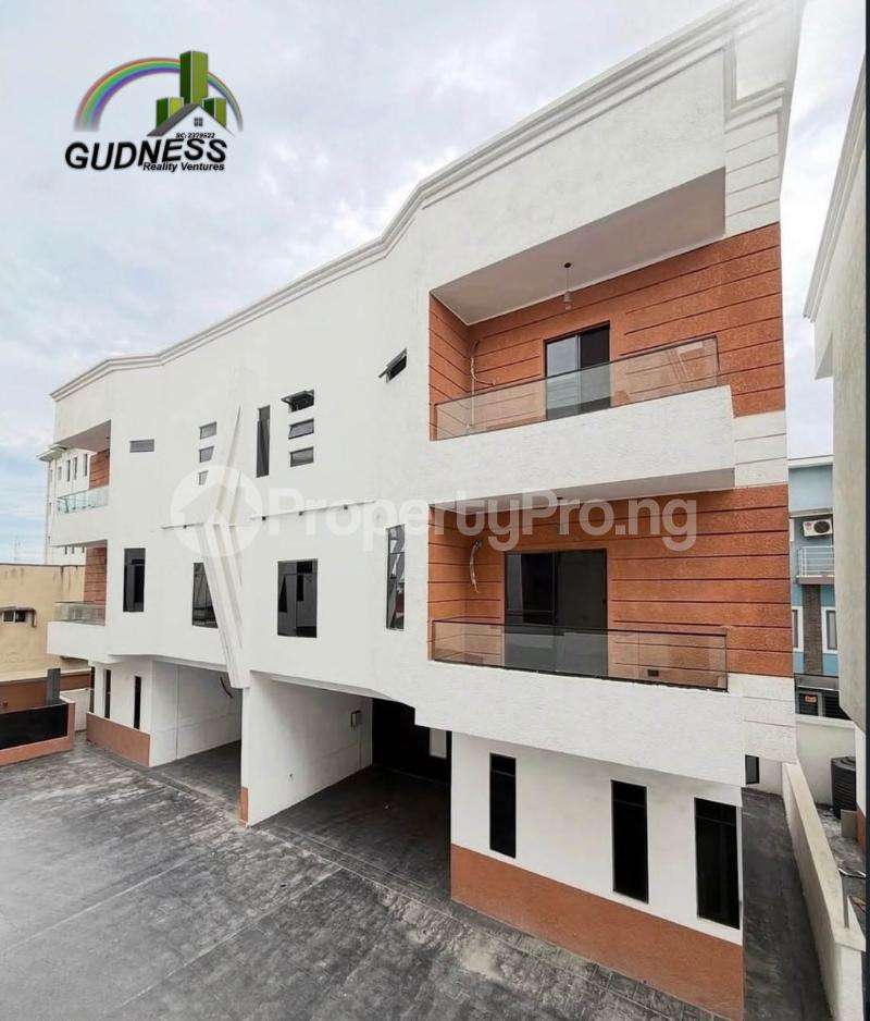 5 bedroom House for sale Osapa london Lekki Lagos