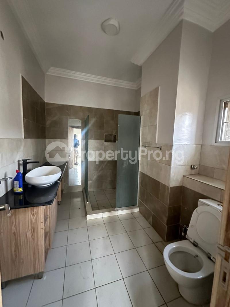 5 bedroom House for rent Life Camp Abuja