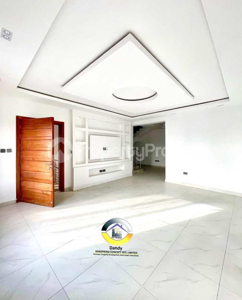 5 bedroom House for sale ONIRU Victoria Island Lagos