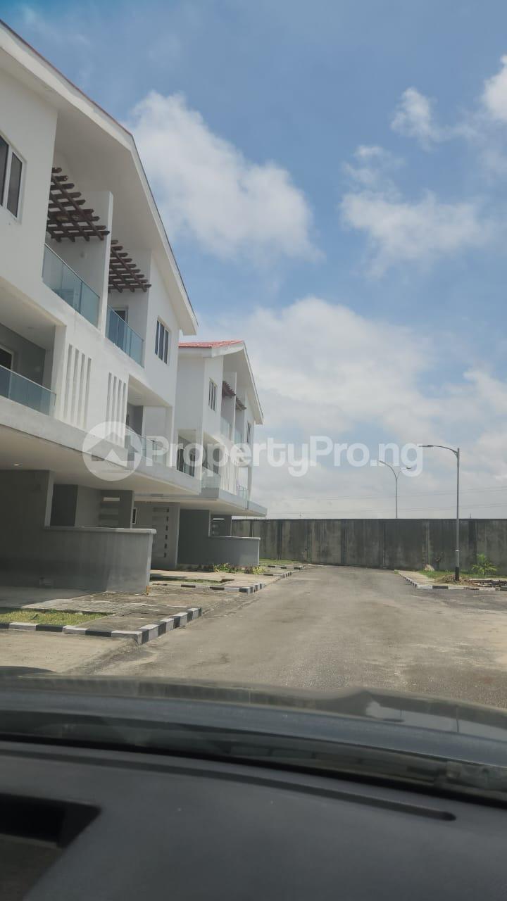 5 bedroom House for rent Chevron Lekki Lagos