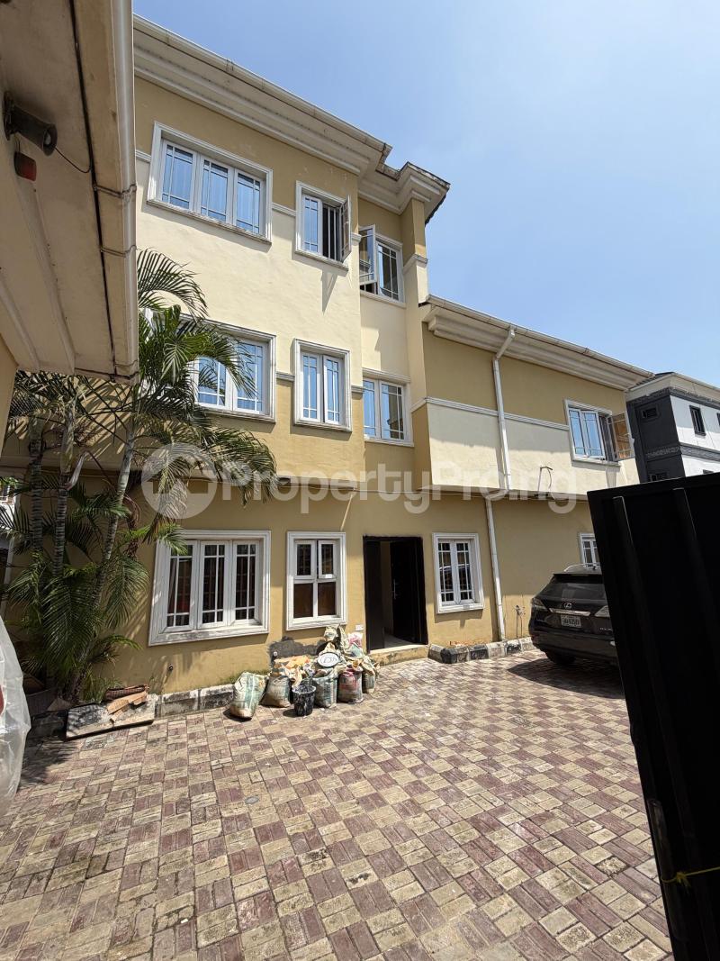 5 bedroom House for rent Sangotedo Ajah Lagos