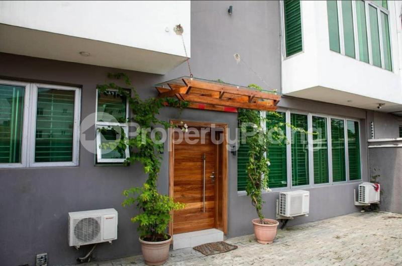 5 bedroom House for sale Lekki Lagos