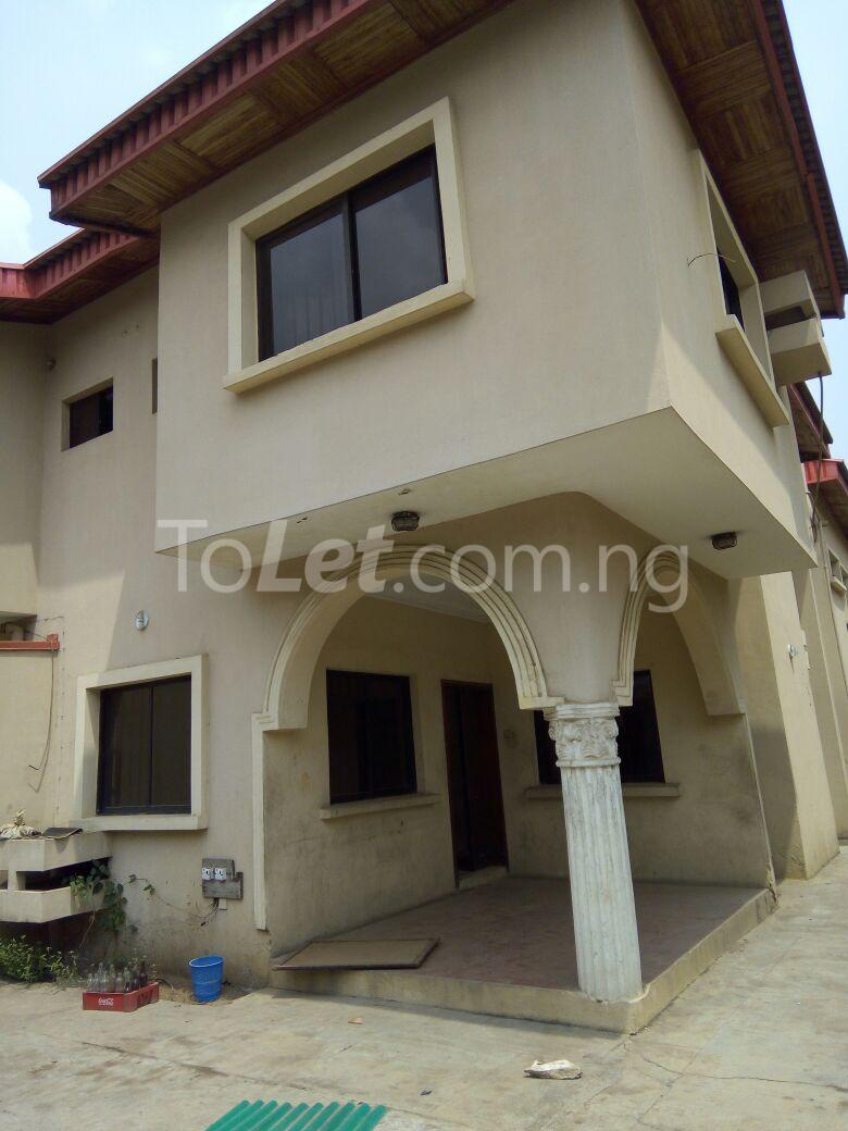 6 bedroom House for rent 32a Samuel Ajayi Street Magodo Kosofe/Ikosi Lagos - 0