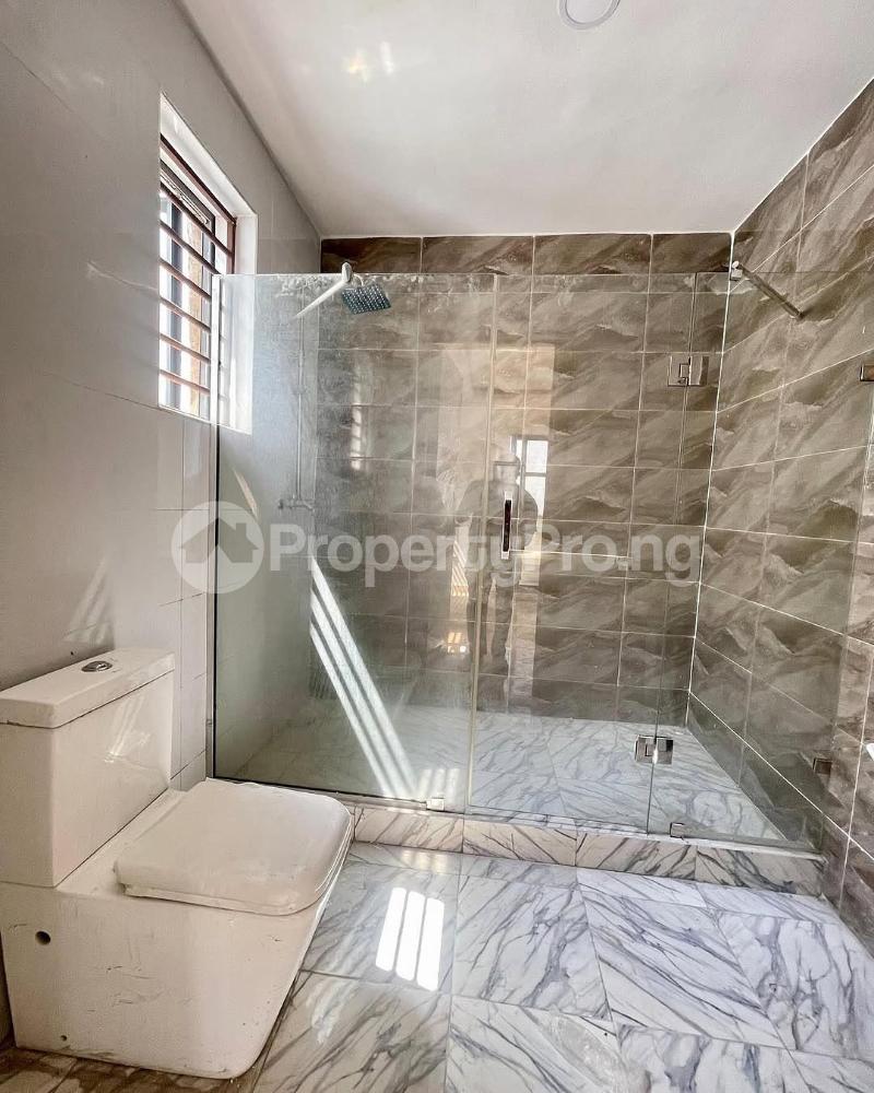 5 bedroom House for sale Massive Property Located In One Of The Most Exclusive Neighborhoods Of Ikoyi. Ikoyi Lagos