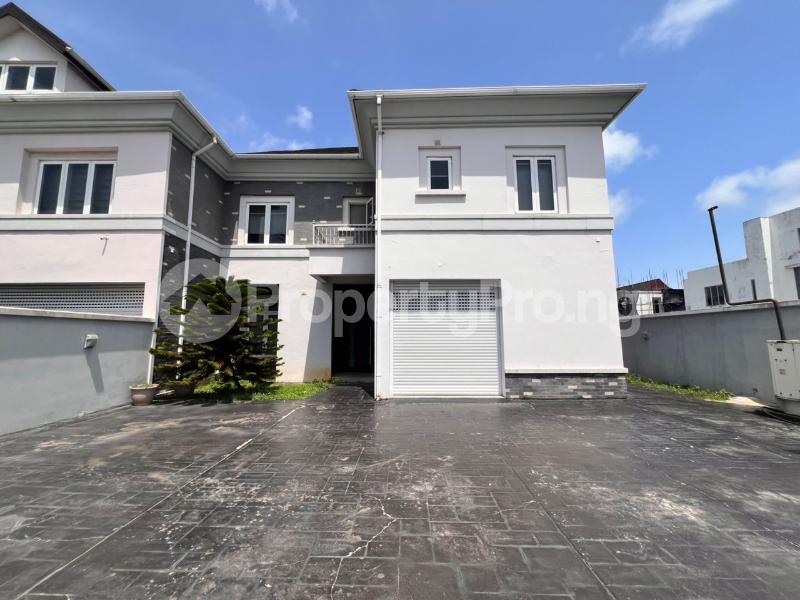 5 bedroom House for rent Osapa london Lekki Lagos
