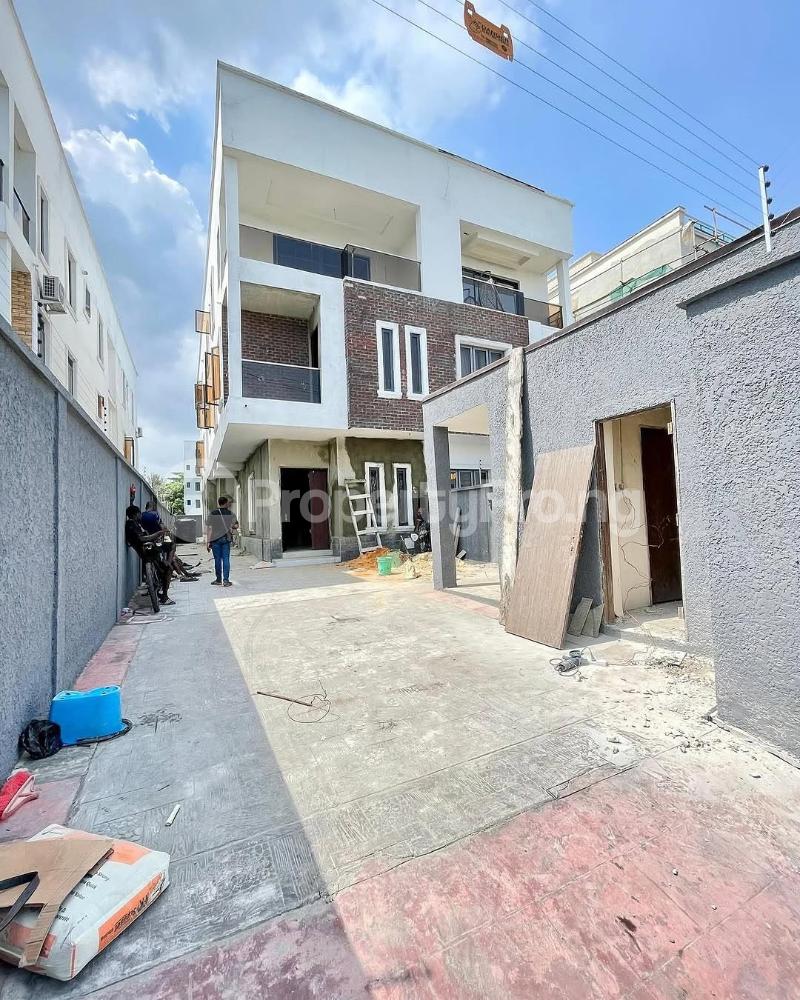 5 bedroom House for sale Massive Property Located In One Of The Most Exclusive Neighborhoods Of Ikoyi. Ikoyi Lagos - 0