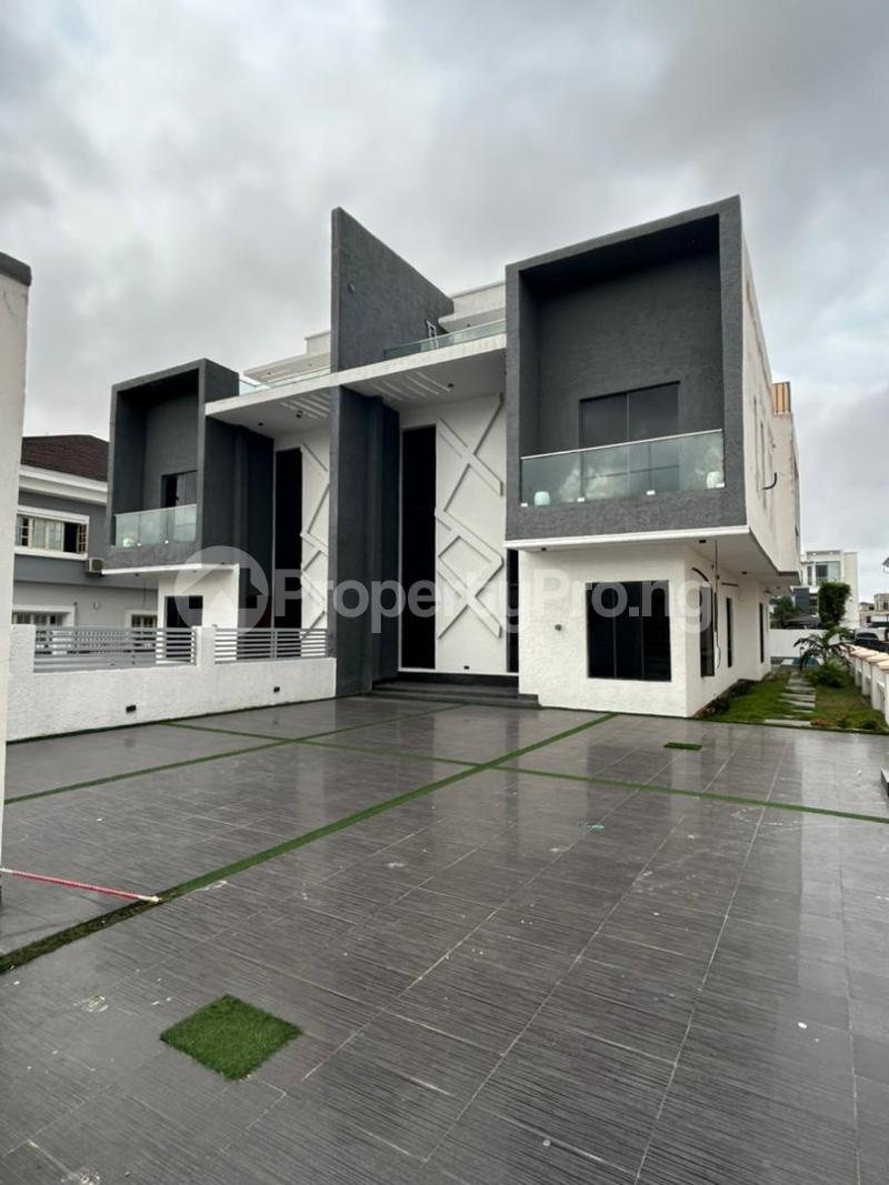 5 bedroom House for sale Osapa london Lekki Lagos