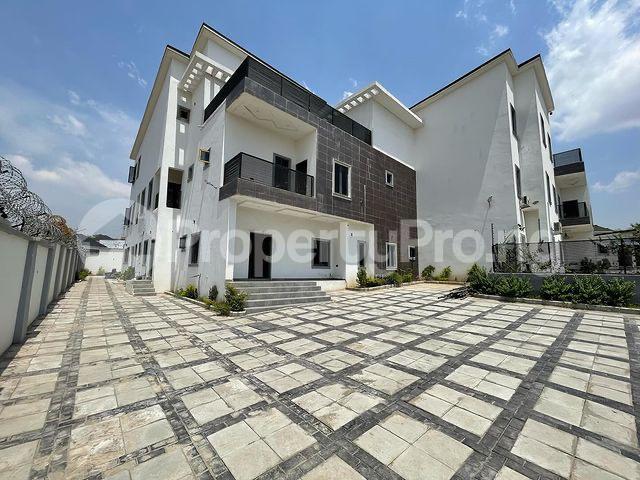 6 bedroom House for sale Guzape Abuja