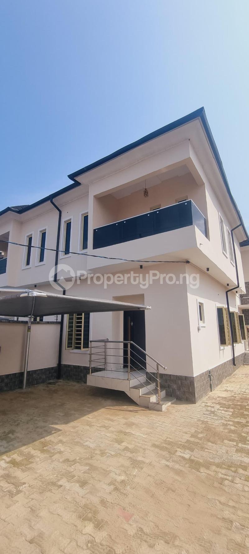 5 bedroom House for sale Maryland Lagos