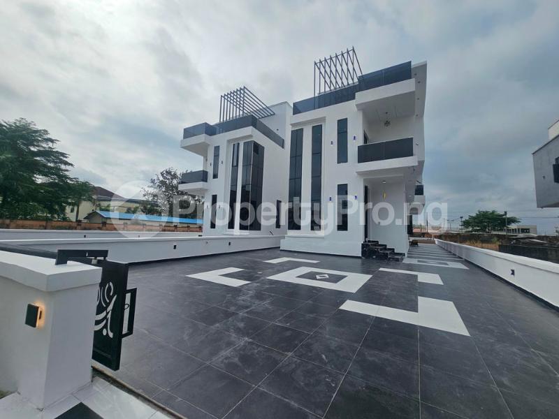 5 bedroom House for sale Lekki Epe, Lagos Road. Sangotedo Lagos
