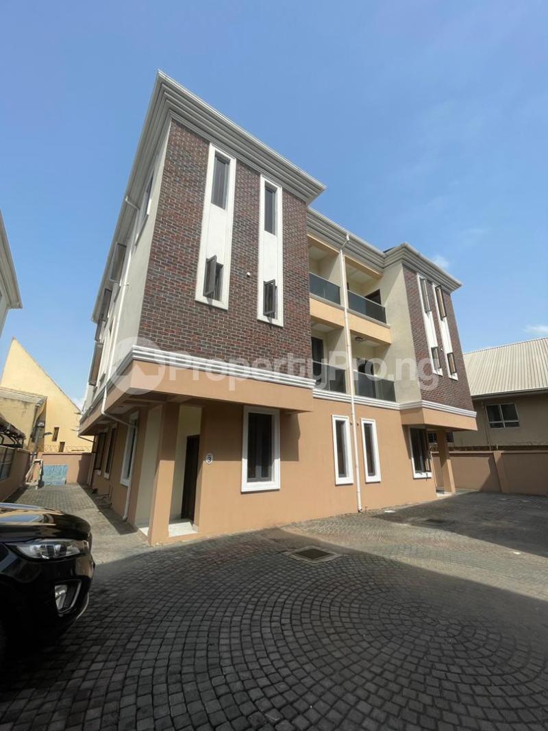 5 bedroom House for rent  Osapa london Lekki Lagos